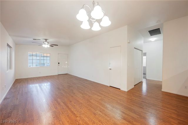 4960 Mascaro Drive, Las Vegas, NV 89122