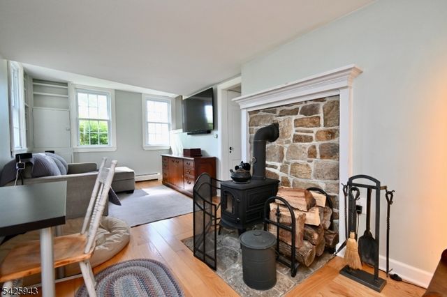 153 Parker Rd, Washington Twp., NJ 07853