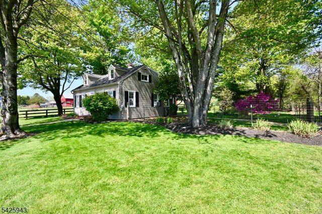 153 Parker Rd, Washington Twp., NJ 07853