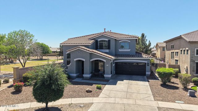 8751 W NICOLET Avenue, Glendale, AZ 85305
