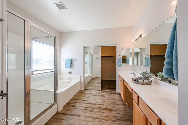 8751 W NICOLET Avenue, Glendale, AZ 85305