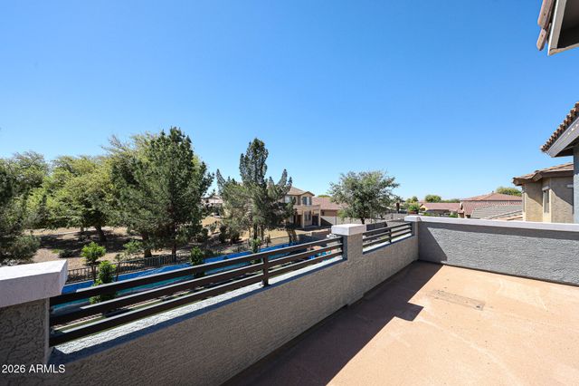 8751 W NICOLET Avenue, Glendale, AZ 85305