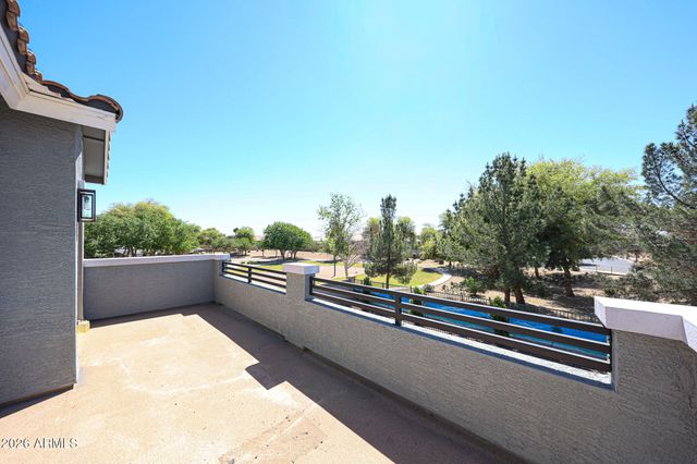 8751 W NICOLET Avenue, Glendale, AZ 85305