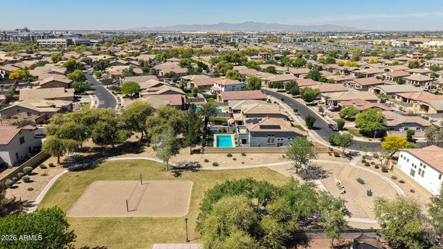 8751 W NICOLET Avenue, Glendale, AZ 85305