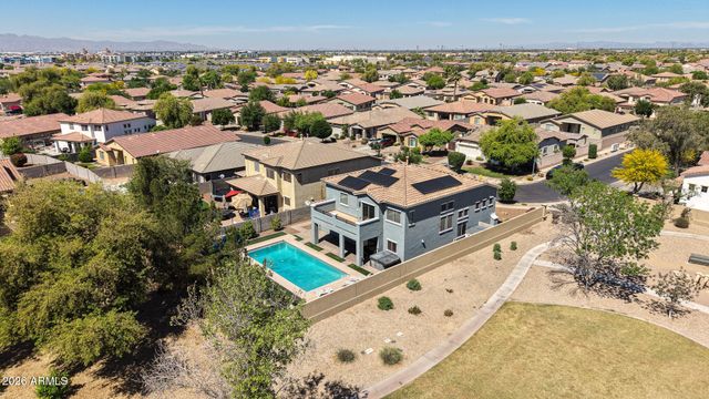 8751 W NICOLET Avenue, Glendale, AZ 85305