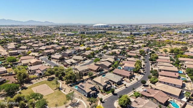 8751 W NICOLET Avenue, Glendale, AZ 85305