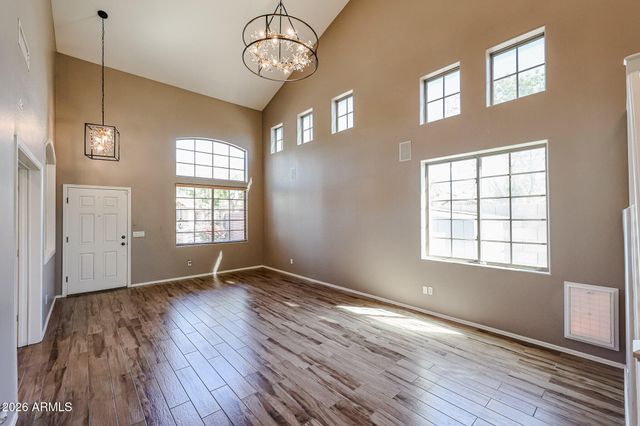 8751 W NICOLET Avenue, Glendale, AZ 85305