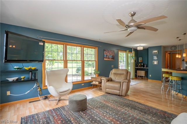 4456 Maplegrove Avenue, Louisville, OH 44641