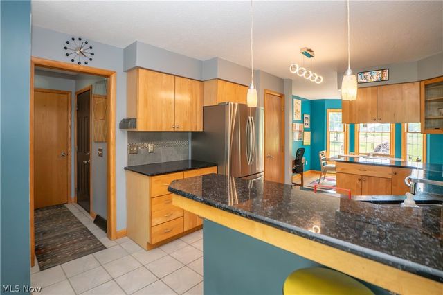 4456 Maplegrove Avenue, Louisville, OH 44641