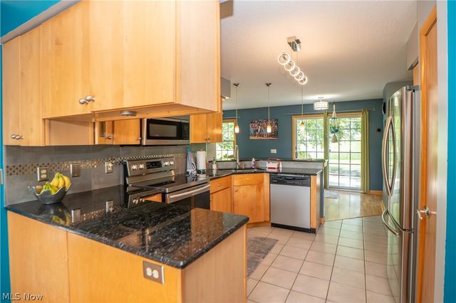 4456 Maplegrove Avenue, Louisville, OH 44641