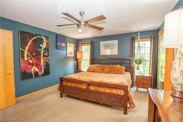 4456 Maplegrove Avenue, Louisville, OH 44641