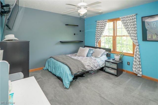 4456 Maplegrove Avenue, Louisville, OH 44641