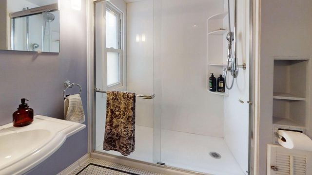 546 Orchard Drive, Madison, WI 53711