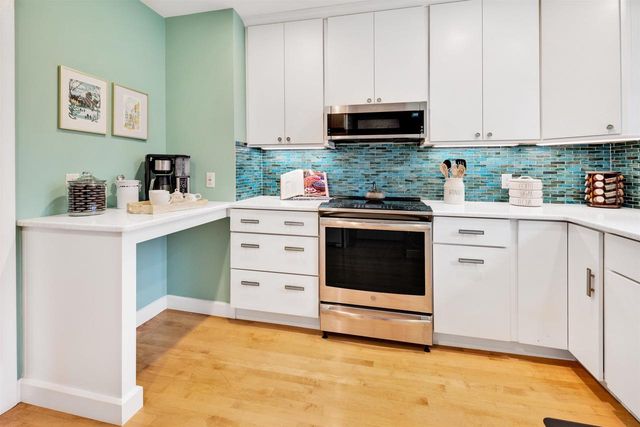 546 Orchard Drive, Madison, WI 53711