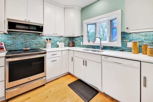 546 Orchard Drive, Madison, WI 53711