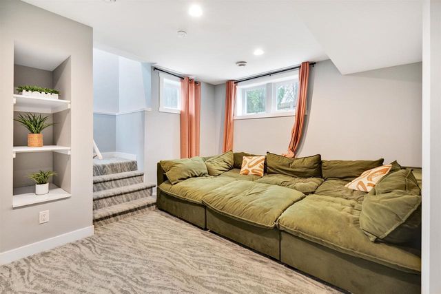 546 Orchard Drive, Madison, WI 53711