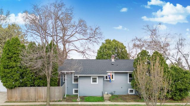 546 Orchard Drive, Madison, WI 53711