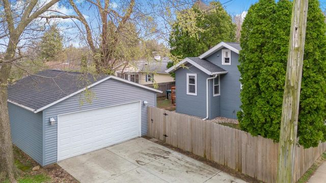 546 Orchard Drive, Madison, WI 53711