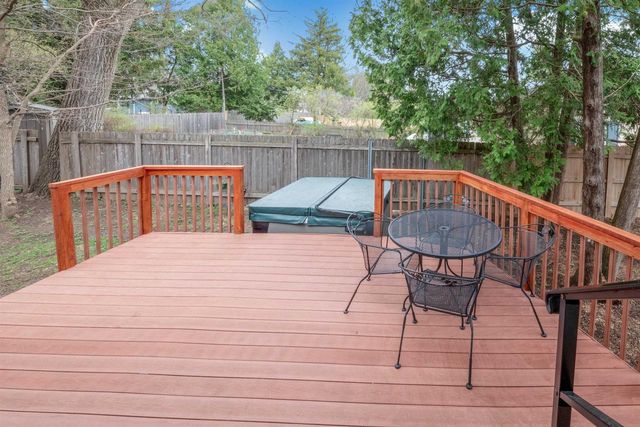 546 Orchard Drive, Madison, WI 53711