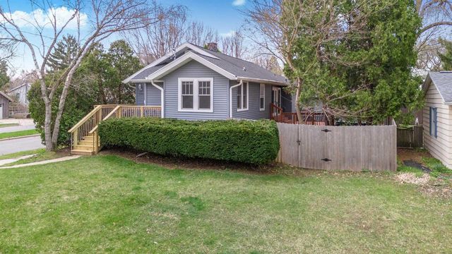 546 Orchard Drive, Madison, WI 53711