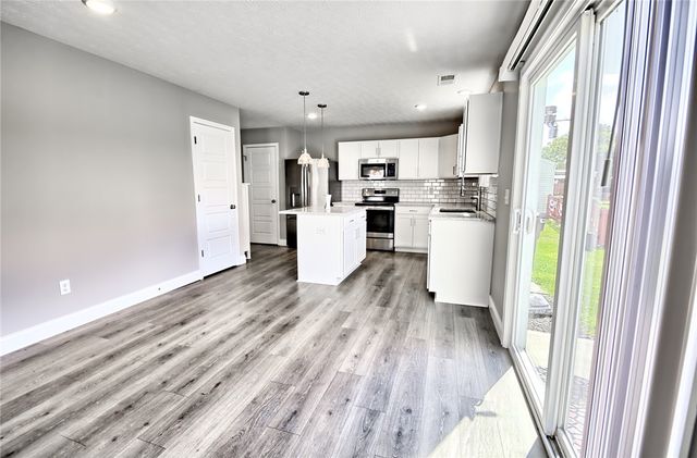 1097 Marty Lee Lane, Carlisle, OH 45005