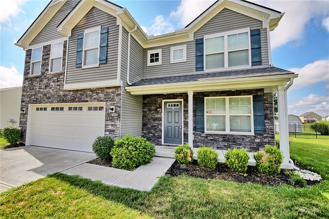 1097 Marty Lee Lane, Carlisle, OH 45005