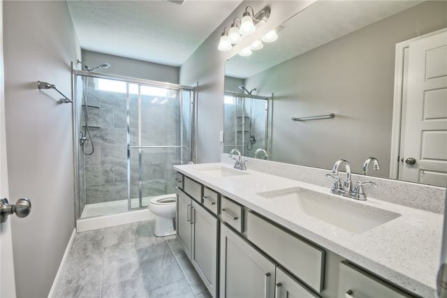 1097 Marty Lee Lane, Carlisle, OH 45005