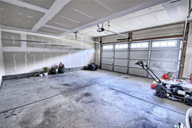 1097 Marty Lee Lane, Carlisle, OH 45005