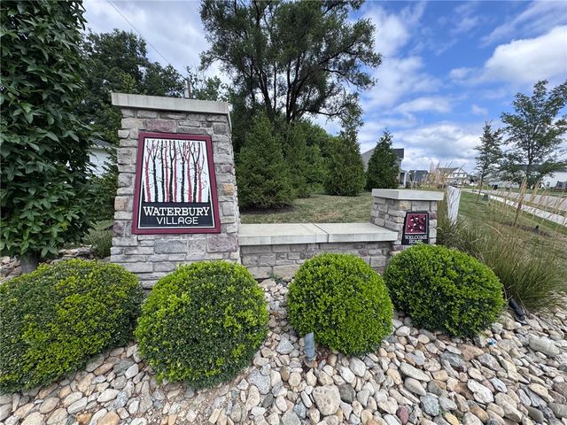 1097 Marty Lee Lane, Carlisle, OH 45005