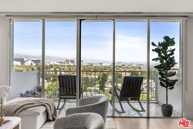 2160 Century Parkway 702, Los Angeles, CA 90067