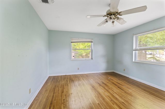 6350 HARLOW Boulevard, Jacksonville, FL 32210