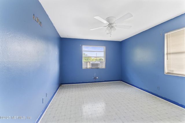 6350 HARLOW Boulevard, Jacksonville, FL 32210