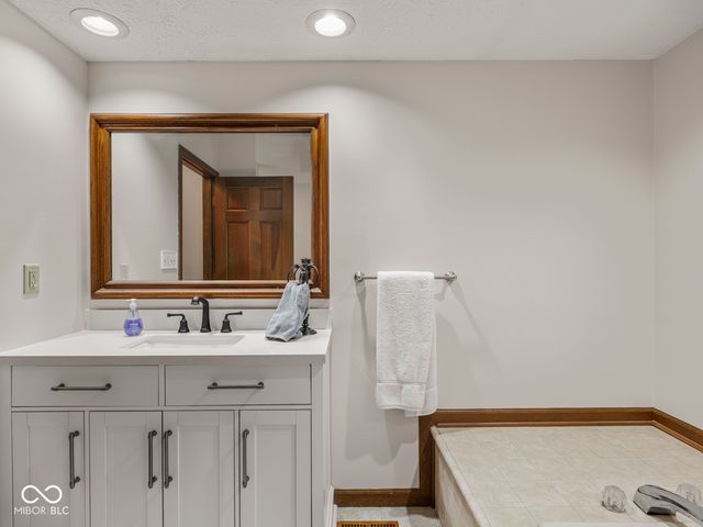 8445 Campbell Court, Mooresville, IN 46158