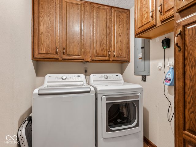 8445 Campbell Court, Mooresville, IN 46158