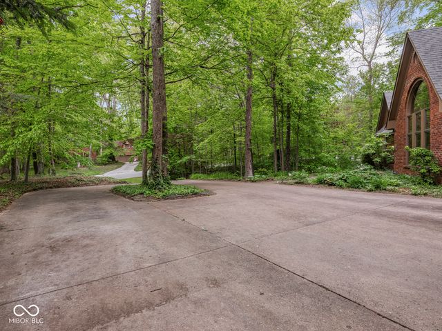 8445 Campbell Court, Mooresville, IN 46158