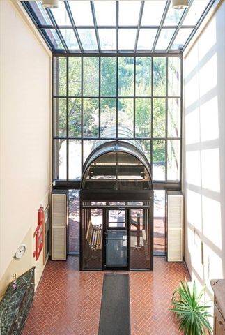 100 Rosemary Way 129, Needham, MA 02494