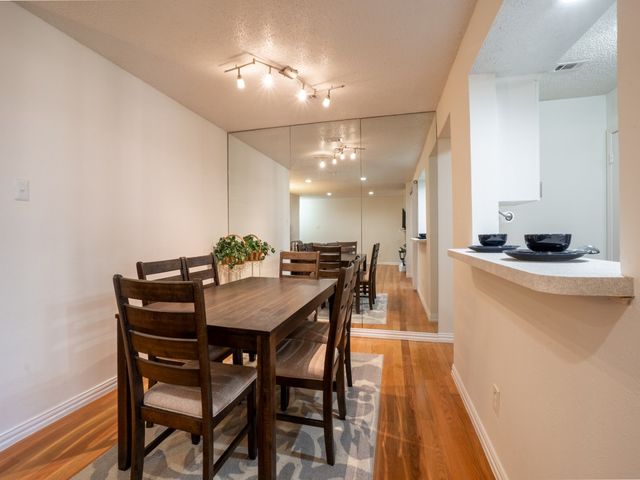 5132 Amesbury Drive 205, Dallas, TX 75206