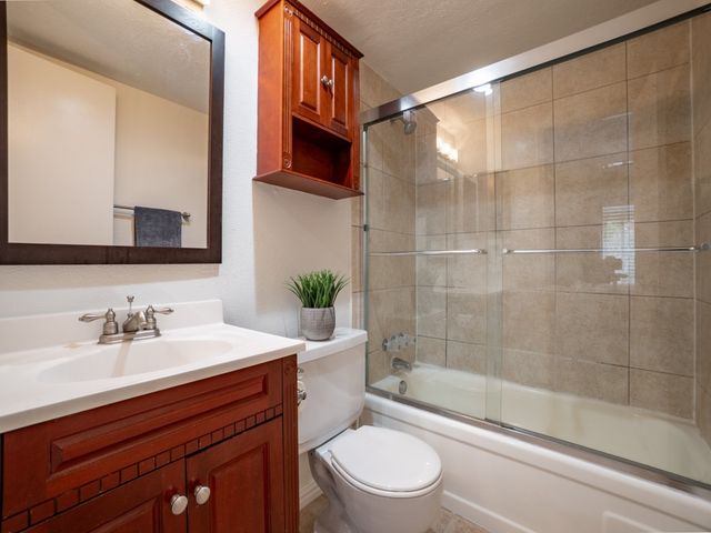 5132 Amesbury Drive 205, Dallas, TX 75206