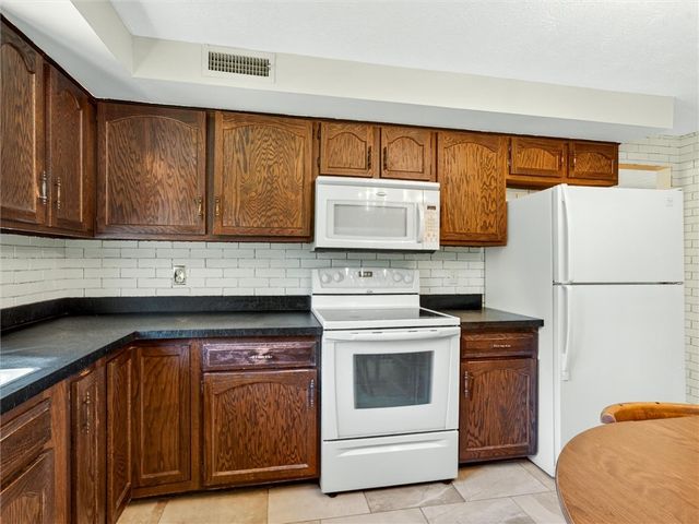 38 Mascot Drive, Greece, NY 14626