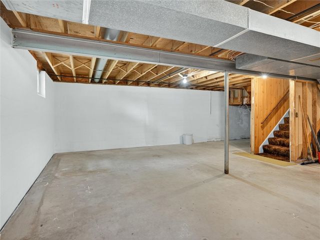 38 Mascot Drive, Greece, NY 14626