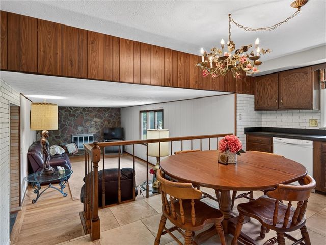 38 Mascot Drive, Greece, NY 14626