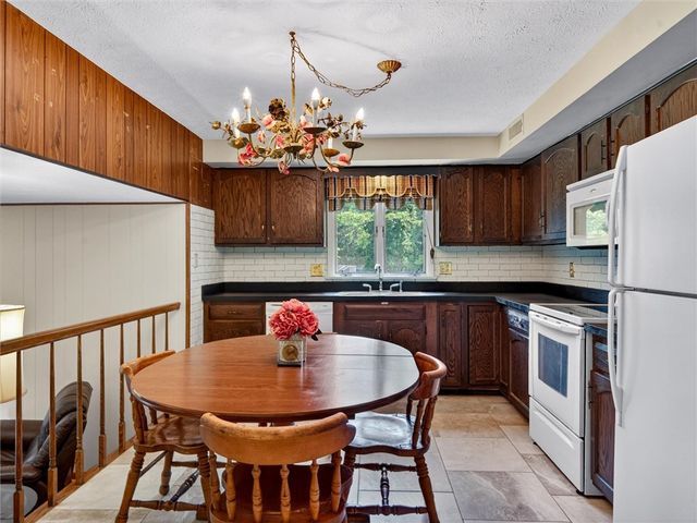 38 Mascot Drive, Greece, NY 14626