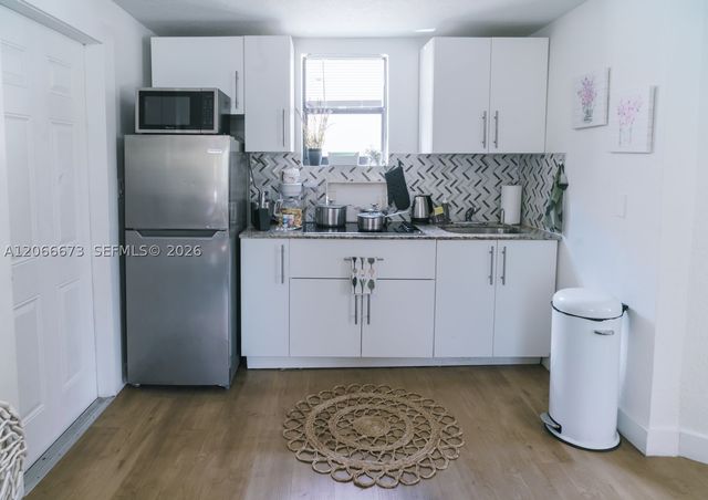 1068 NW 5th St B-2, Miami, FL 33128