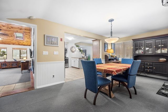 13 Edith Rd, Framingham, MA 01701