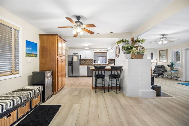 13 Edith Rd, Framingham, MA 01701