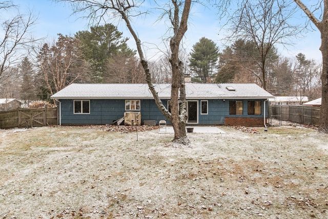 13 Edith Rd, Framingham, MA 01701