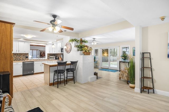 13 Edith Rd, Framingham, MA 01701