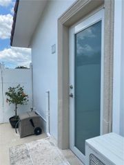 10205 SW 9th Ter 1, Miami, FL 33174