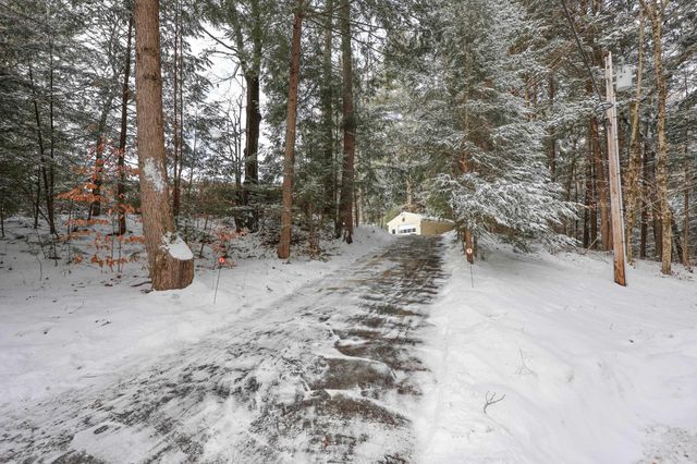 63 Evergreen Lane, Hopkinton, NH 03229