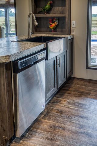 35418 Tompkins Road, Hempstead, TX 77445